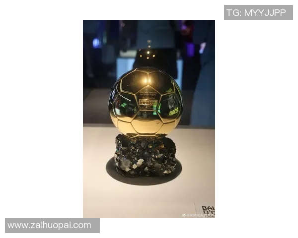 足球明星C罗挂件热销让你的生活充满运动激情与时尚魅力