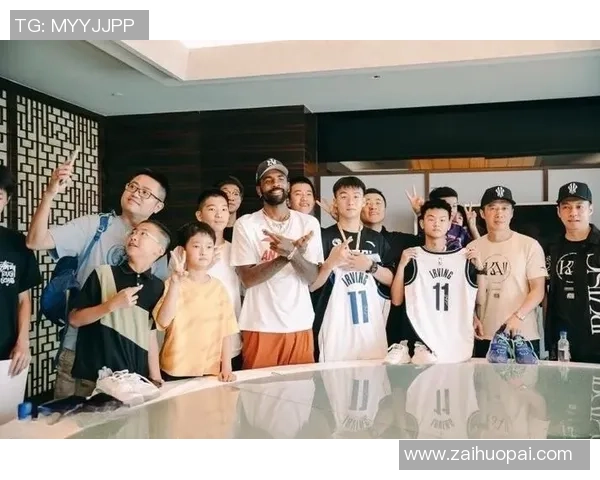 足球明星为球迷赠送限量版球鞋传递温暖与激情