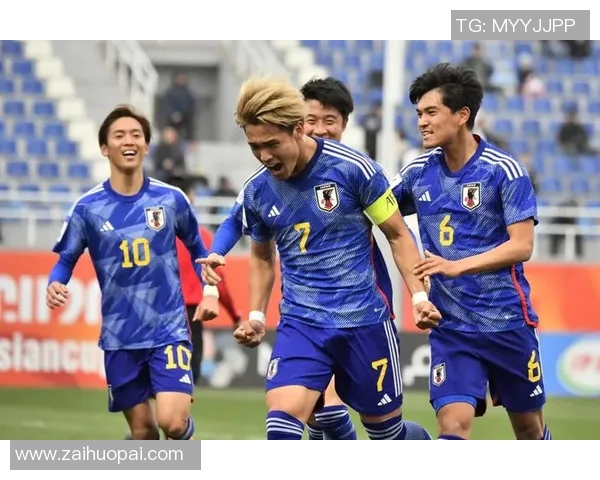 韩国媒体调侃日本足球明星表现引发两国球迷热议与争论 韩国媒体调侃日本足球明星表现引发两国球迷热议与争论