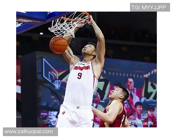 杭州篮球队以71分领跑世锦赛积分榜展现强劲实力 杭州篮球队以71分领跑世锦赛积分榜展现强劲实力